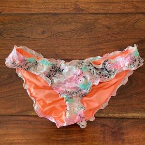Victoria’s Secret swim. WOMENS size SMALL ruffled bikini bottoms.